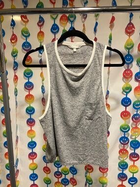 Victoria's Secret Cropped Tank Top (Medium)
